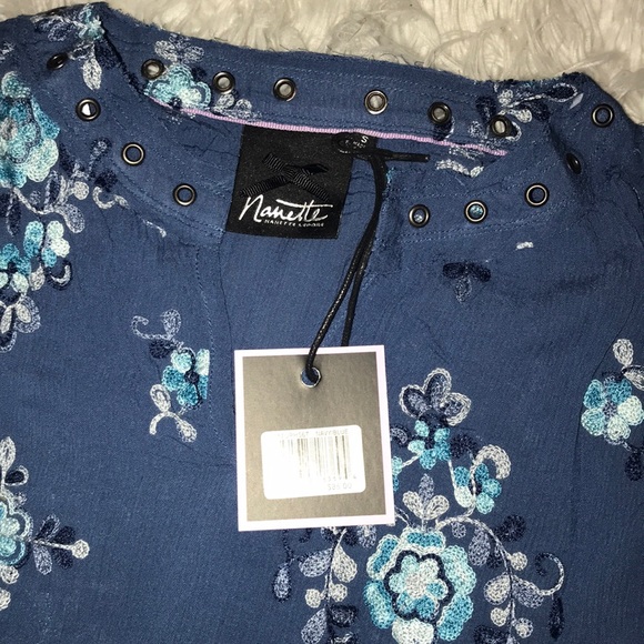🔥 Nanette Lepore Embroidered stylish tank top🔥 - Picture 4 of 5